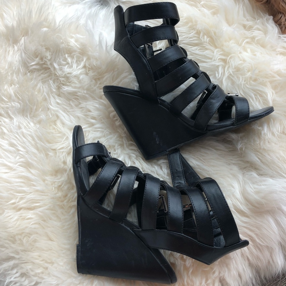 BLACK wedges - Picture 3 of 5